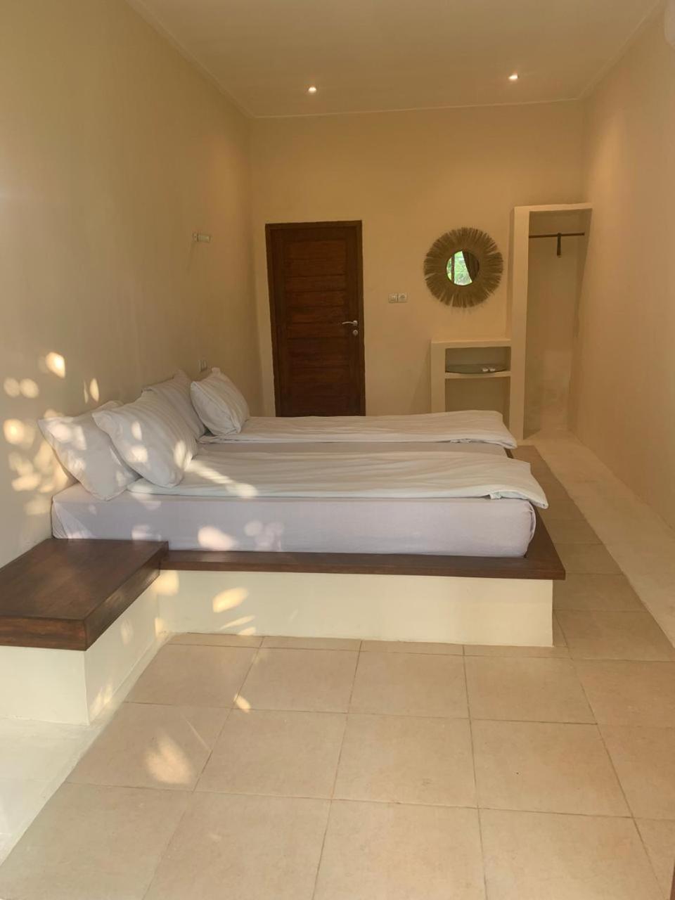 Lombok Coconut Hotel Mangsit Exterior foto